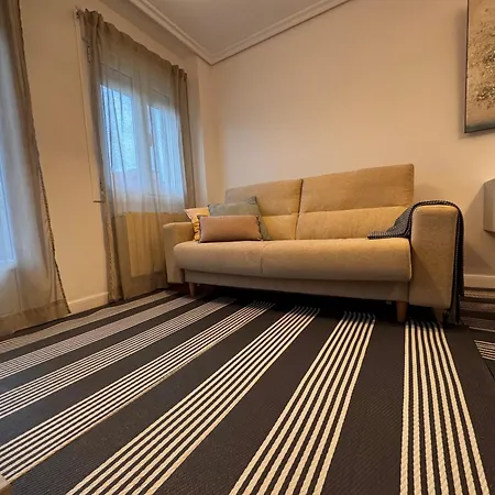 Appartamento R2R - Coqueto Apartamento Con Piscina Y Garaje - C12A01 *
